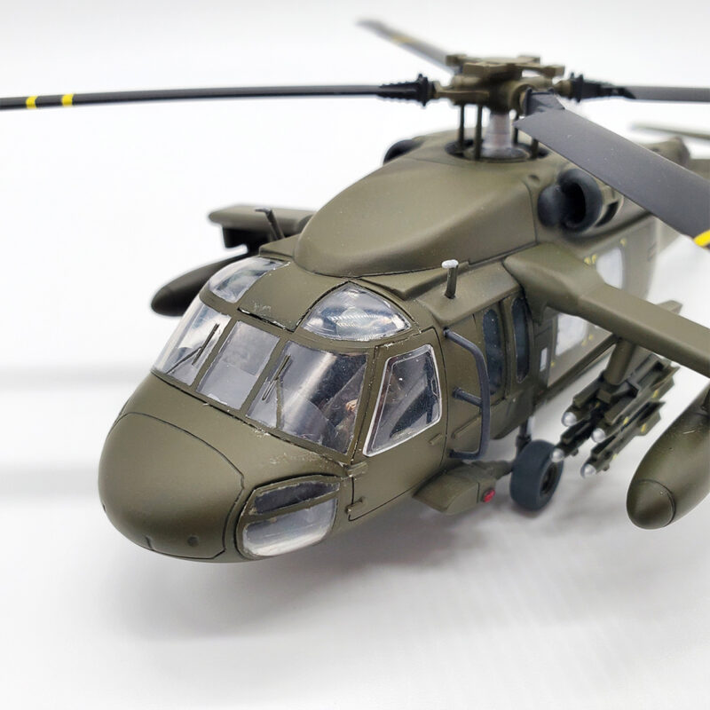 ハセガワ 1/72 UH-60A ブラックホーク BLACKHAWK 完成品
