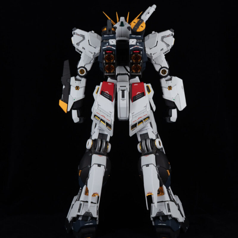 製作代行 BANDAI PGU 1/60 ニューガンダム 成型色仕上げ