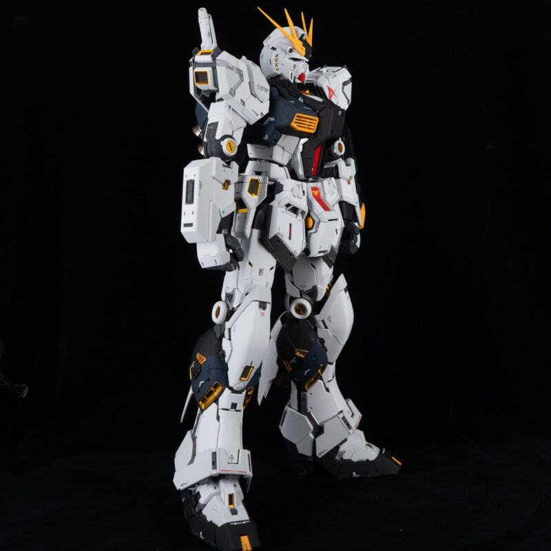 製作代行 BANDAI PGU 1/60 ニューガンダム 成型色仕上げ