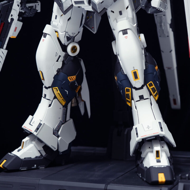 製作代行 BANDAI PGU 1/60 ニューガンダム 成型色仕上げ