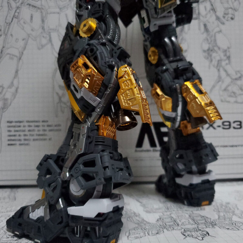 製作代行 BANDAI PGU 1/60 ニューガンダム 成型色仕上げ