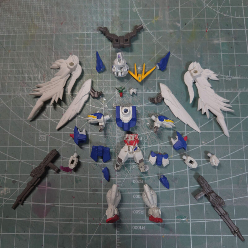 製作代行 ガンダムコンバージ ガンダムウイングゼロ 分解
